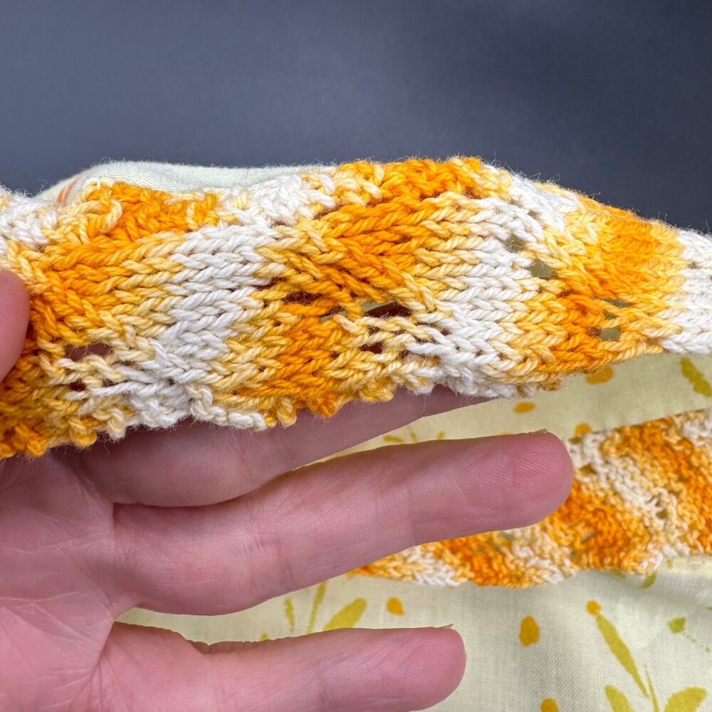 Vintage Floral Pillowcases Yellow Orange Crochet Lace Trim 1970s Standard Flower - Picture 6 of 8